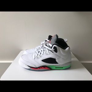 Air Jordan 5 Retro size 6.5Y